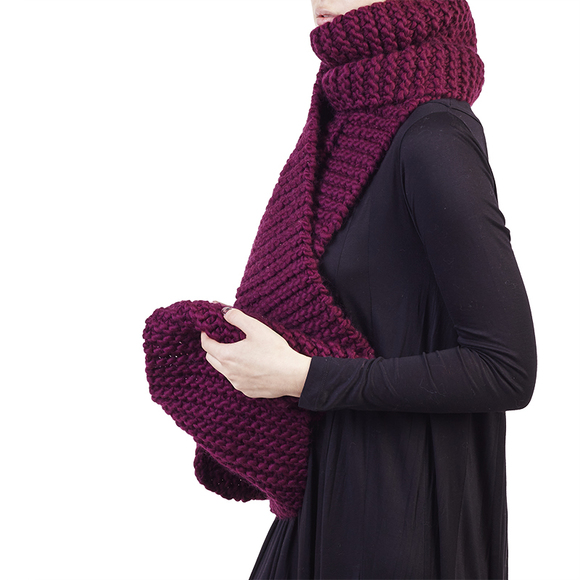 Wool And The Gang Scarf Women size 26X340 Dark Magenta - Picture 2 of 3